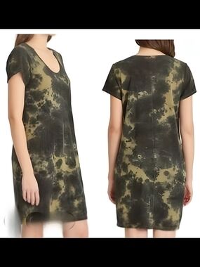 V-Neck Short Sleeve T Shirt Dress in Olive Tie-Dye